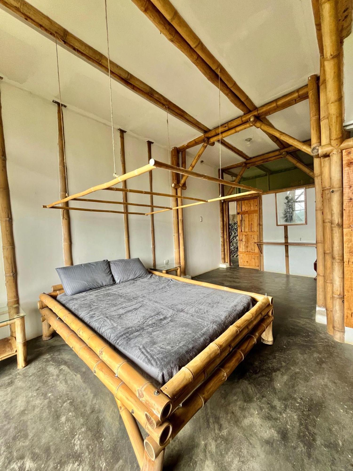 Отель Rancho De La Luna Санта-Марта Экстерьер фото